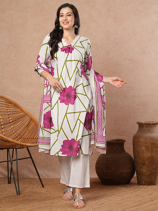 Abstract Geometric Printed Kurta with Palazzo & Dupatta - White