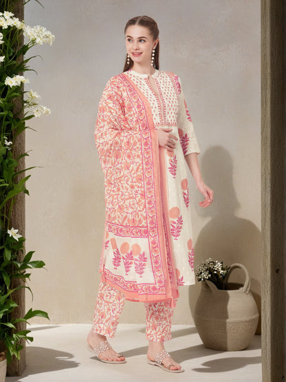 Floral Block printed Straight Fit Kurta with Pant & Dupatta - Off White
