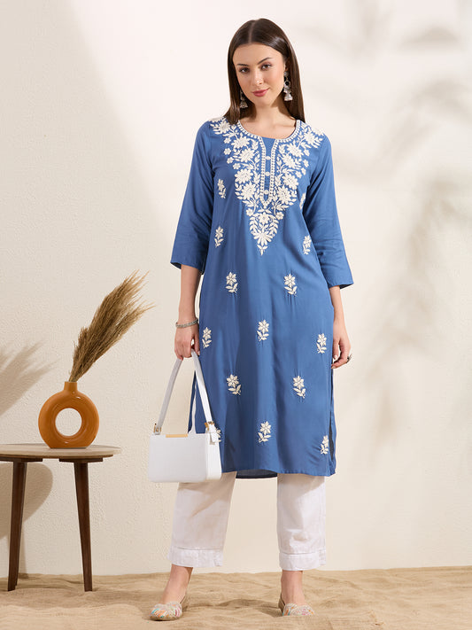 Solid Floral Embroidered Straight Fit Kurta - Blue