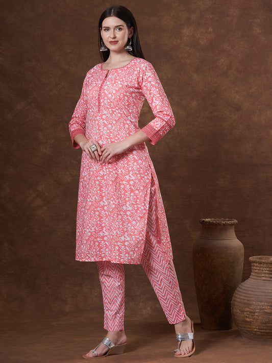 Ethnic Floral Printed Straight Fit Kurta with Pant - Peach