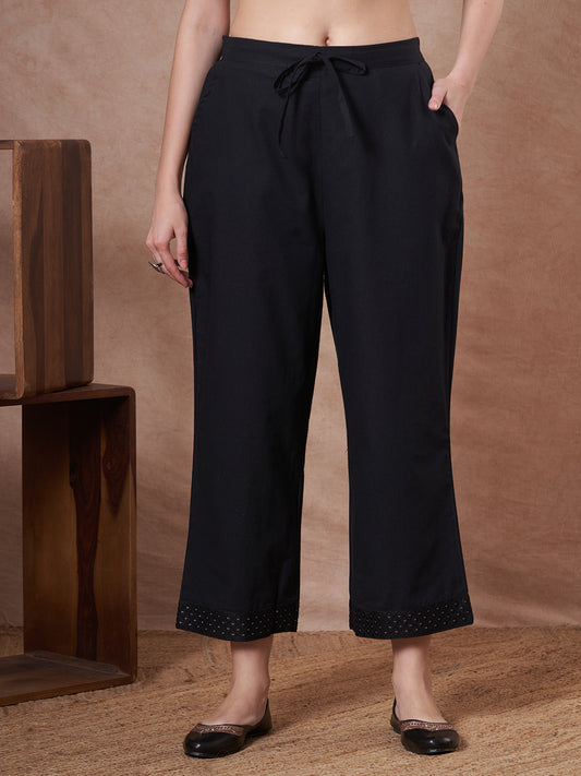 Solid Pin Tucked Straight Fit Pant - Black
