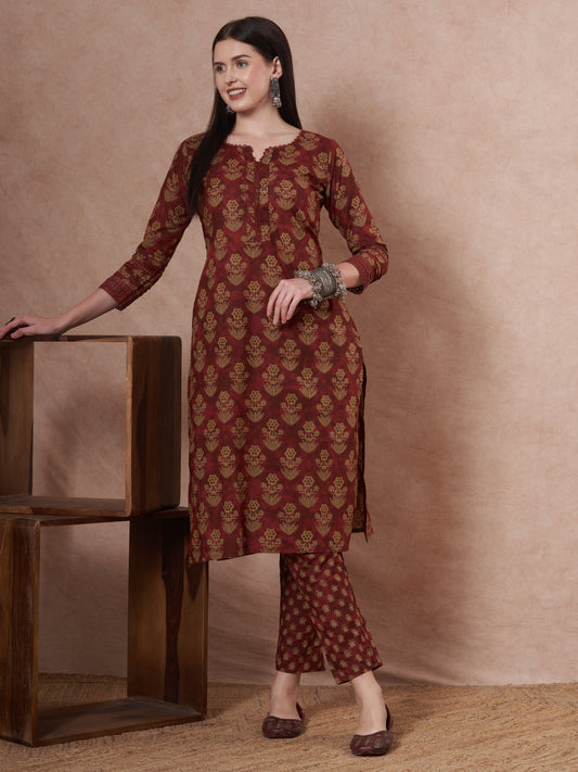 Ethnic Floral Printed Straight Fit Kurta with Pant - Maroon