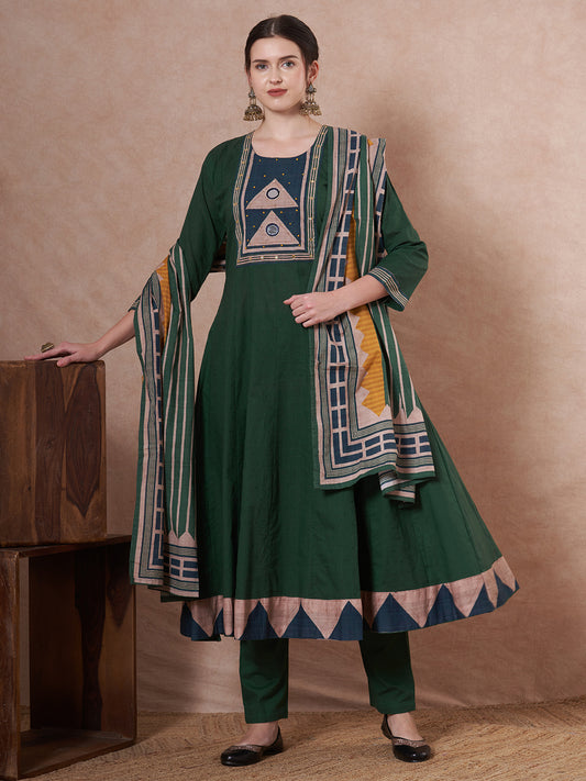 Geometric Printed Anarkali Flared Kurta with Pant & Dupatta - Green