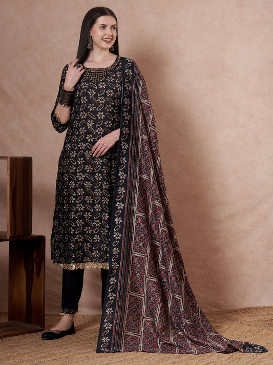 Ethnic Printed Straight Fit Kurta with Pant and Dupatta - Black