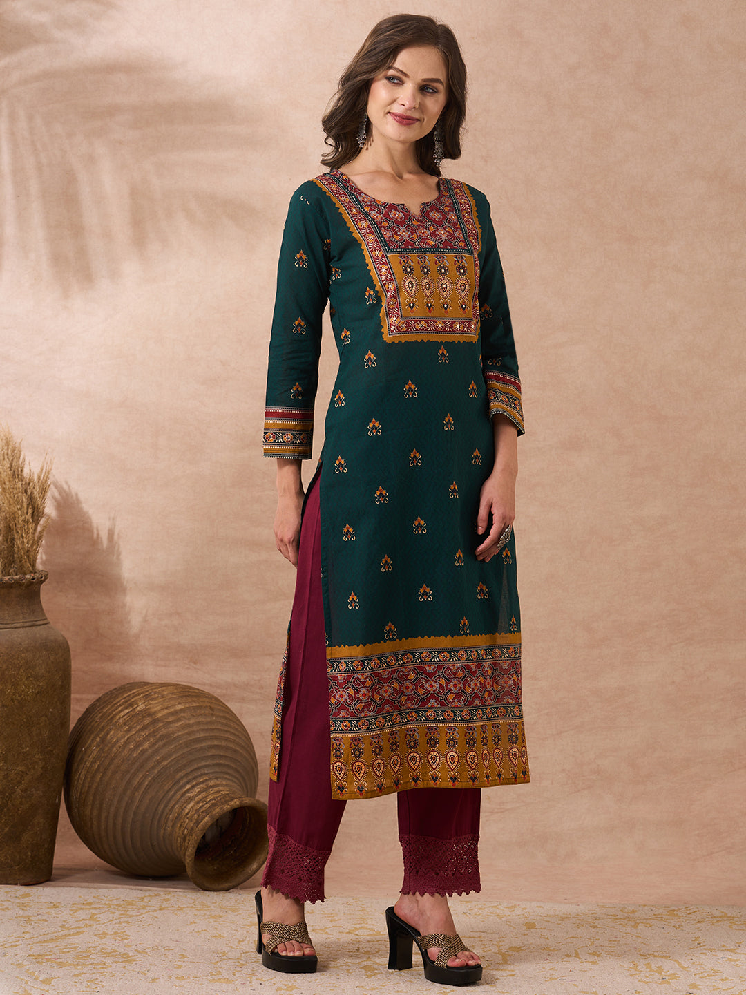 Ethnic Floral Printed Straight Fit Kurta - Green