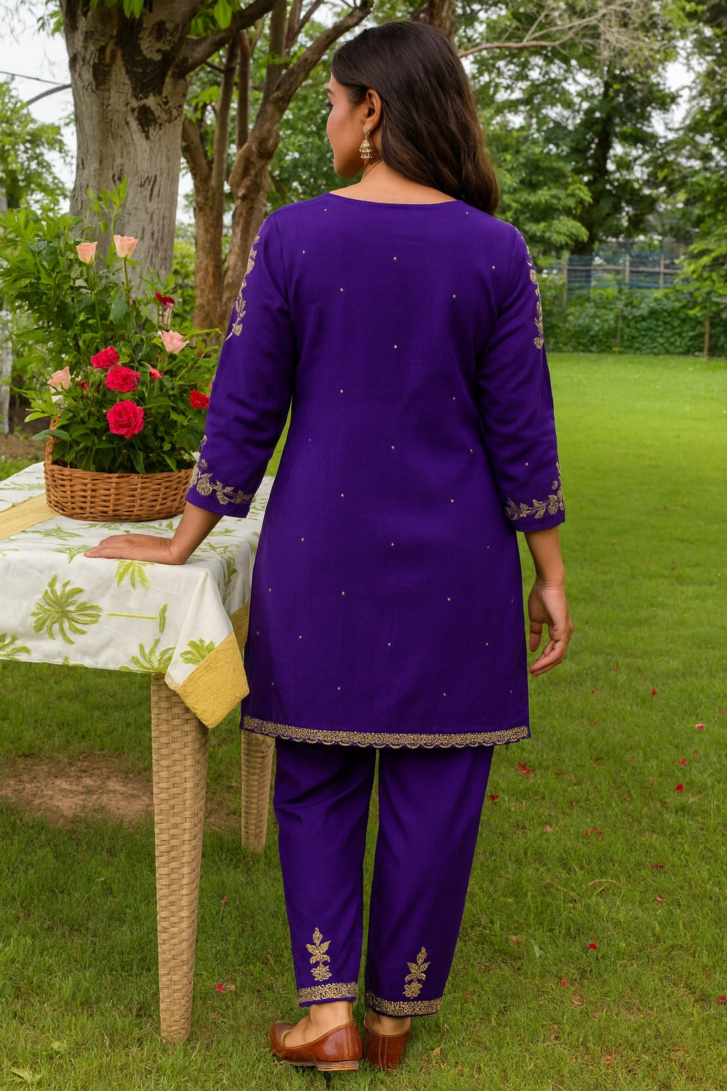 Solid Ethnic Zari Embroidered Straight Fit Kurta with Pant - Purple