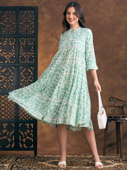 Abstract Printed A-Line Tiered Flared Midi Dress - Green