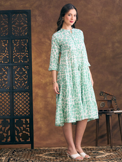 Abstract Printed A-Line Tiered Flared Midi Dress - Green