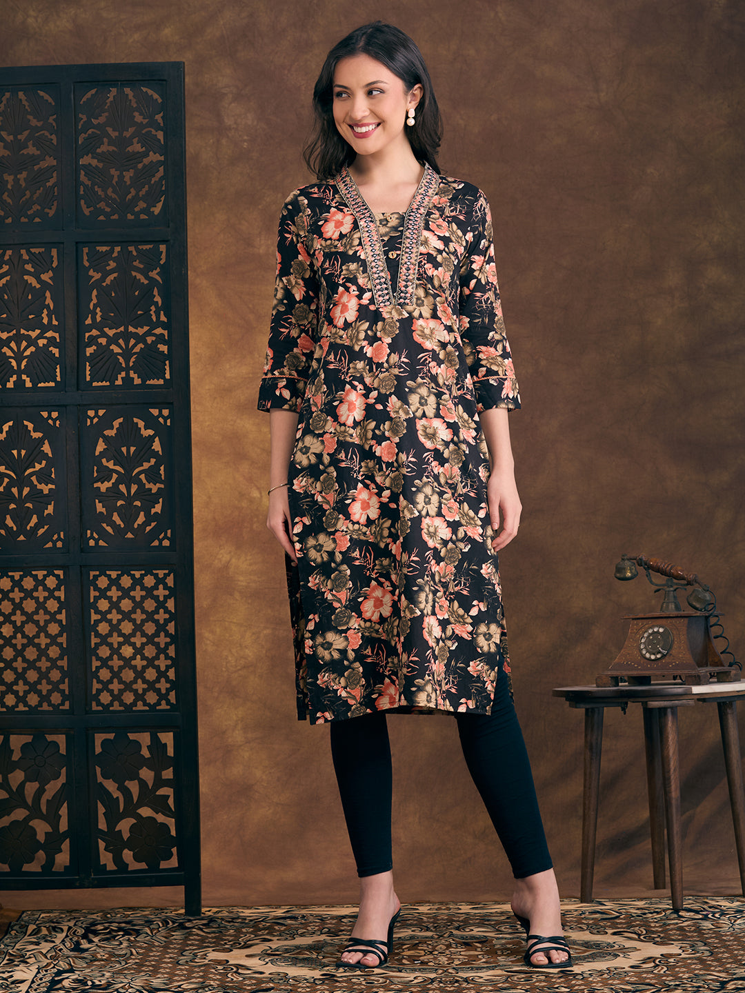 Floral Printed & Mirror Embroidered Straight Fit Kurta - Black