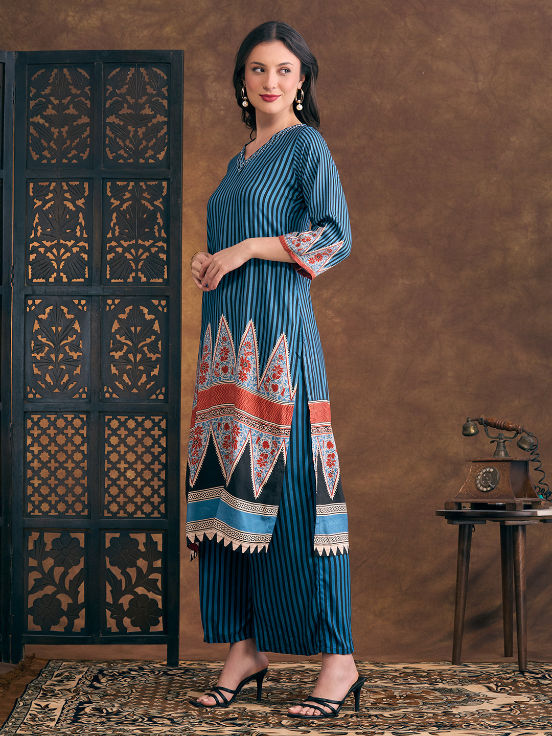 Ethnic Floral & Stripes Printed Straight Fit Kurta with Palazzo - Teal