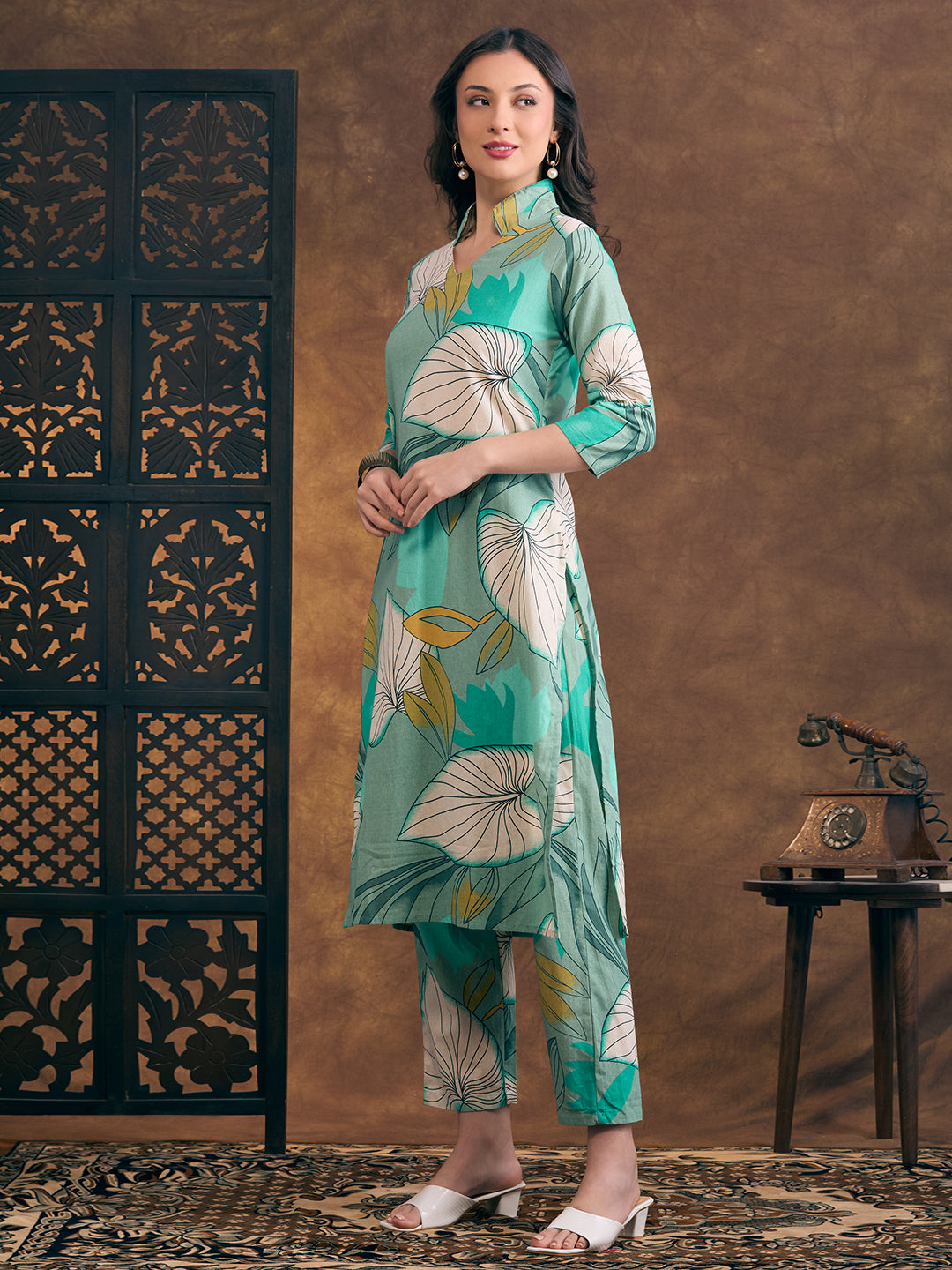 Abstract Floral Printed Straight Fit Co-ord Set - Sea Green