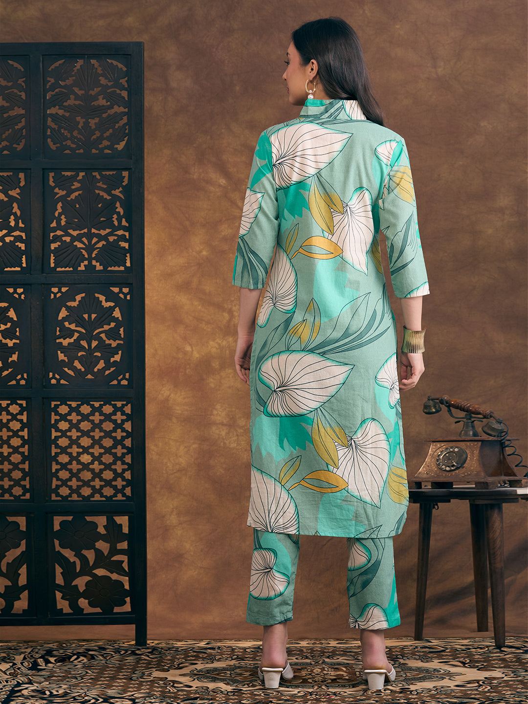 Abstract Floral Printed Straight Fit Co-ord Set - Sea Green