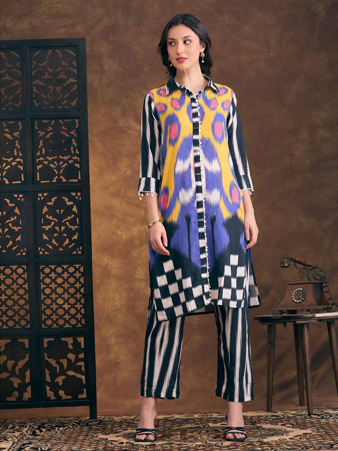 Abstract Stripes Printed Straight Fit Co-ord Set - Multi