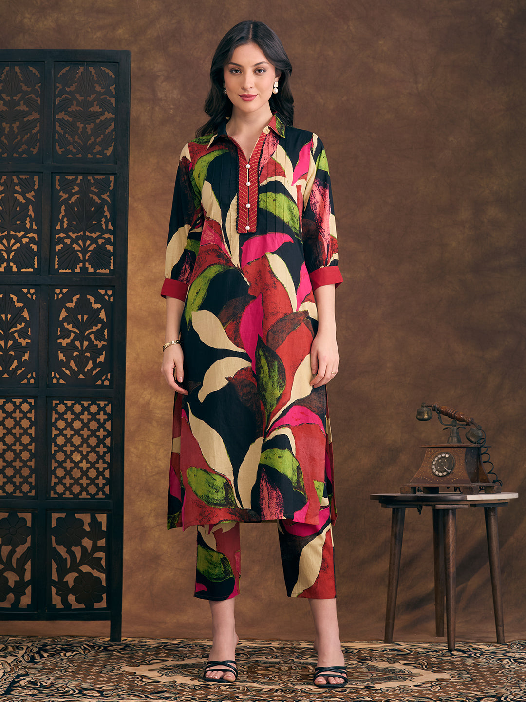 Abstract Floral Printed Straight Fit Co-ord Set - Multi