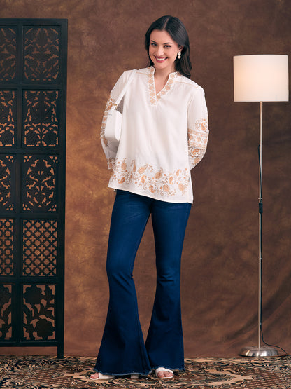 Solid Floral Threadwork Embroidered Straight Fit Kurti - Off White