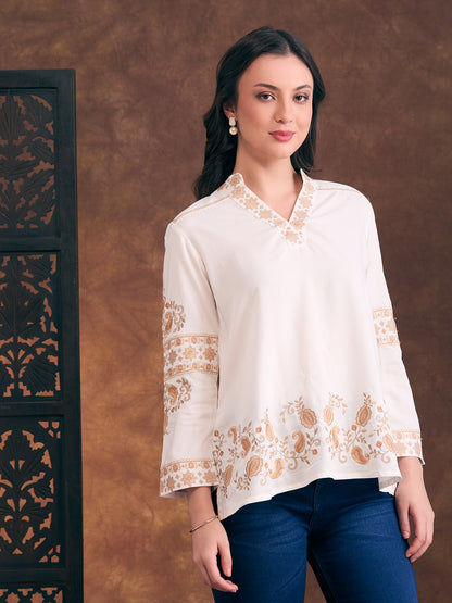 Solid Floral Threadwork Embroidered Straight Fit Kurti - Off White