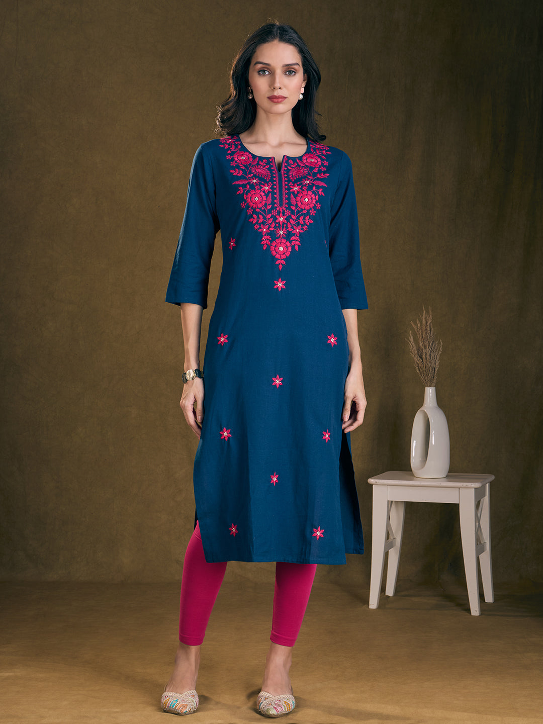 Solid Floral Chikankari Embroidered Straight Fit Kurta - Navy Blue