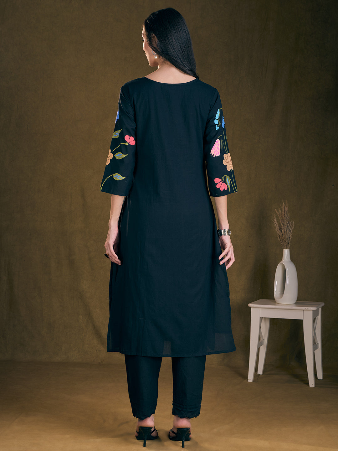 Solid Floral Printed Straight Fit Kurta with Pant - Navy Blue