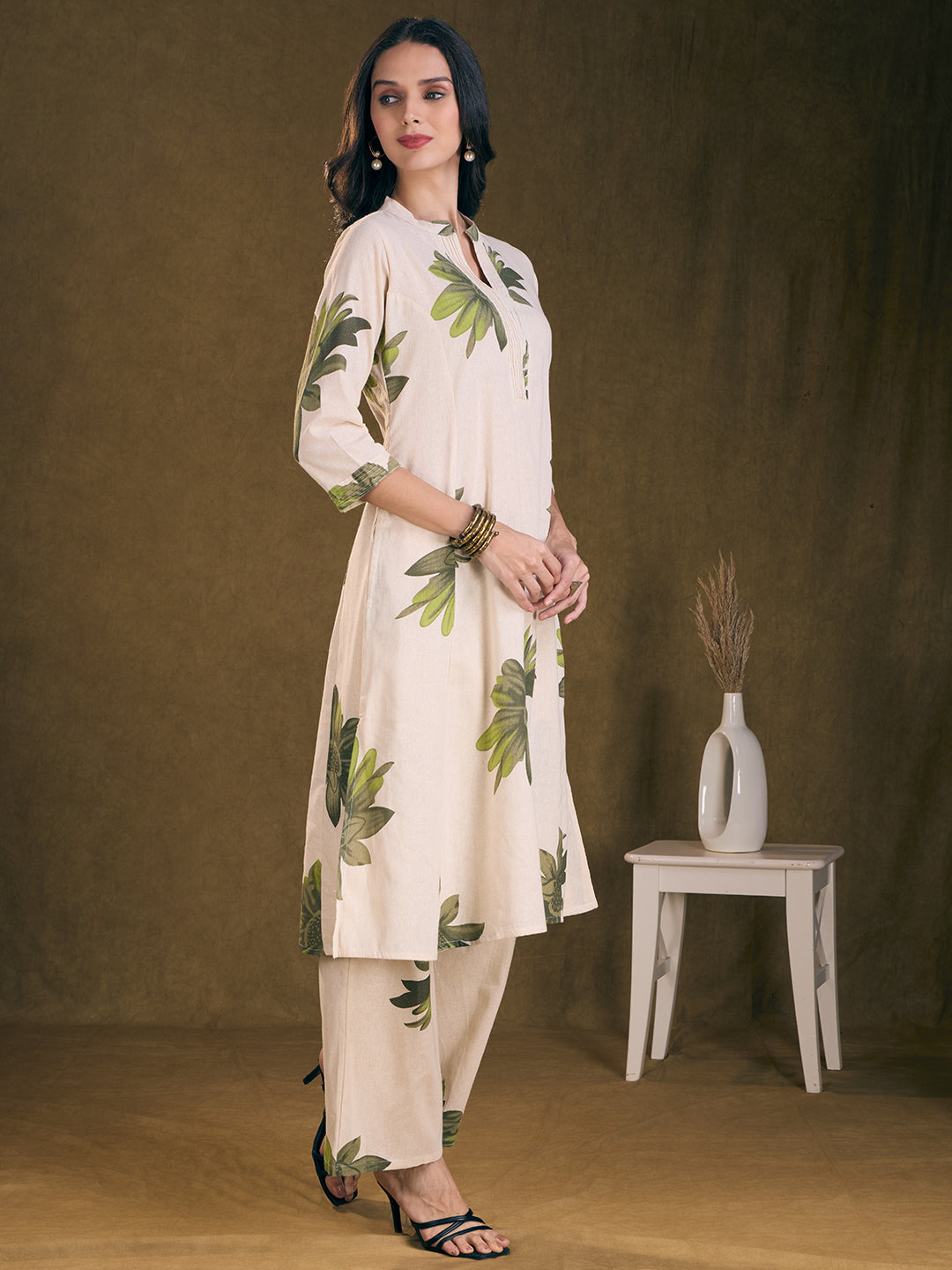 Modern Floral Printed A-Line Paneled Cotton Flax Co-ord Set - Off White