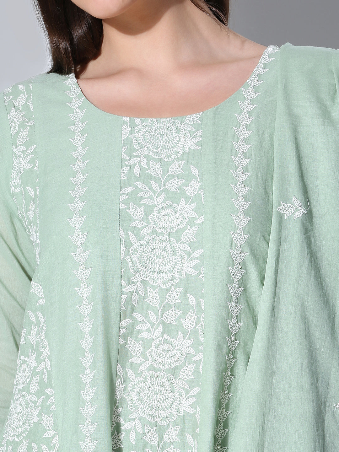 Solid Floral Embroidered Anarkali Flared Kurta with Pant and Dupatta - Green