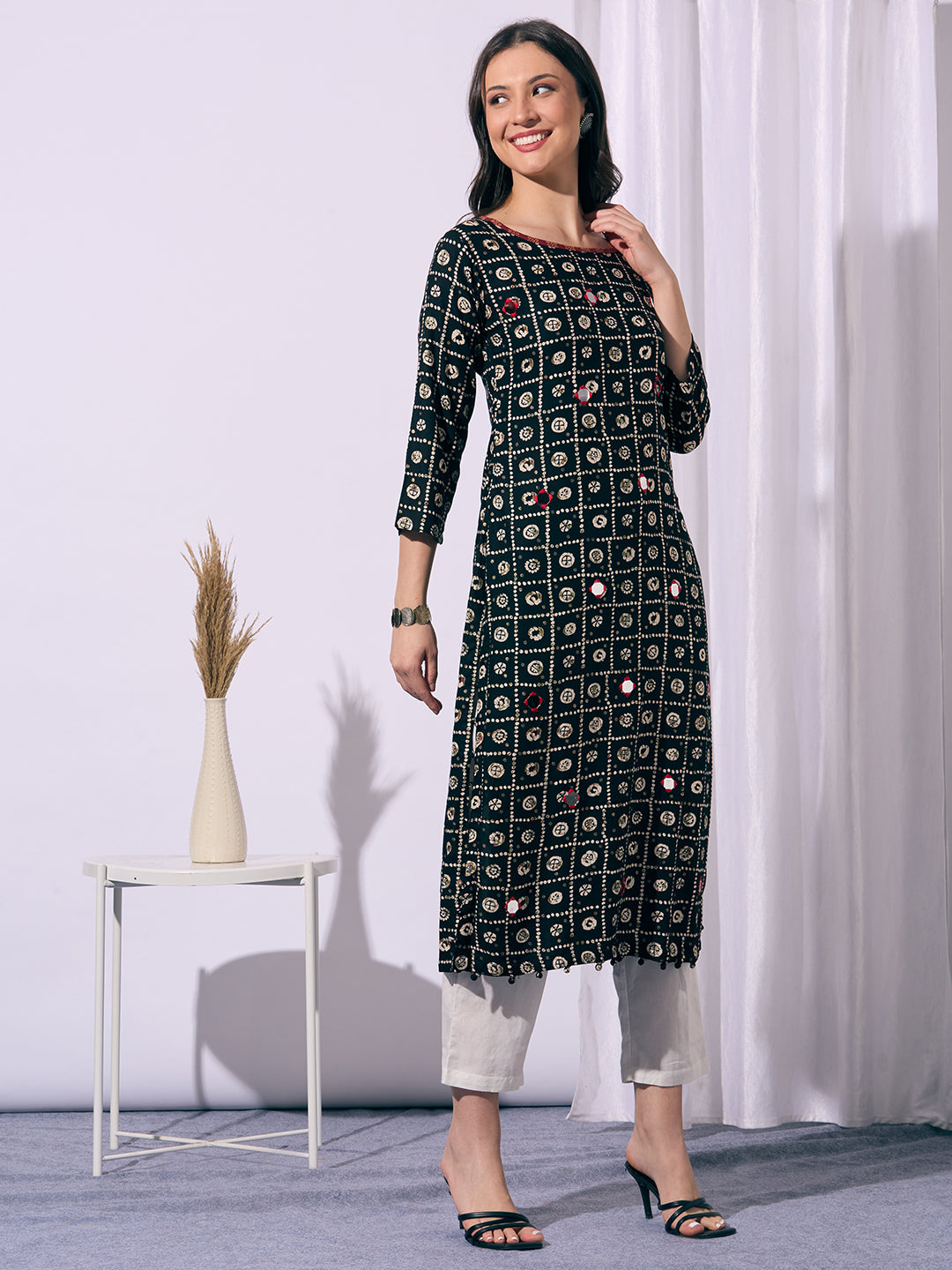 Ethnic Printed Straight Fit Kurta - Black