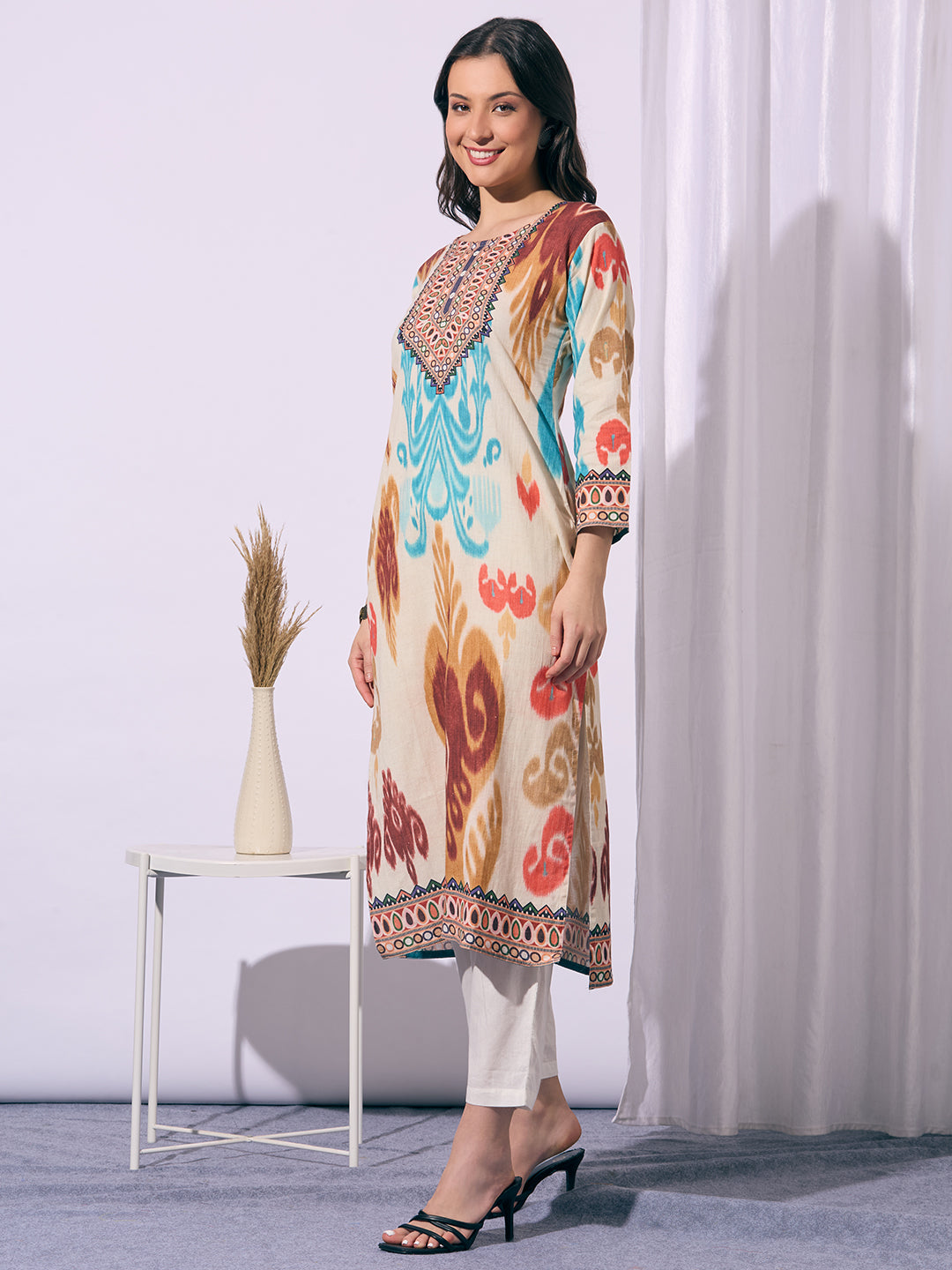 Ethnic Ikat Printed Straight Fit Kurta - Multi