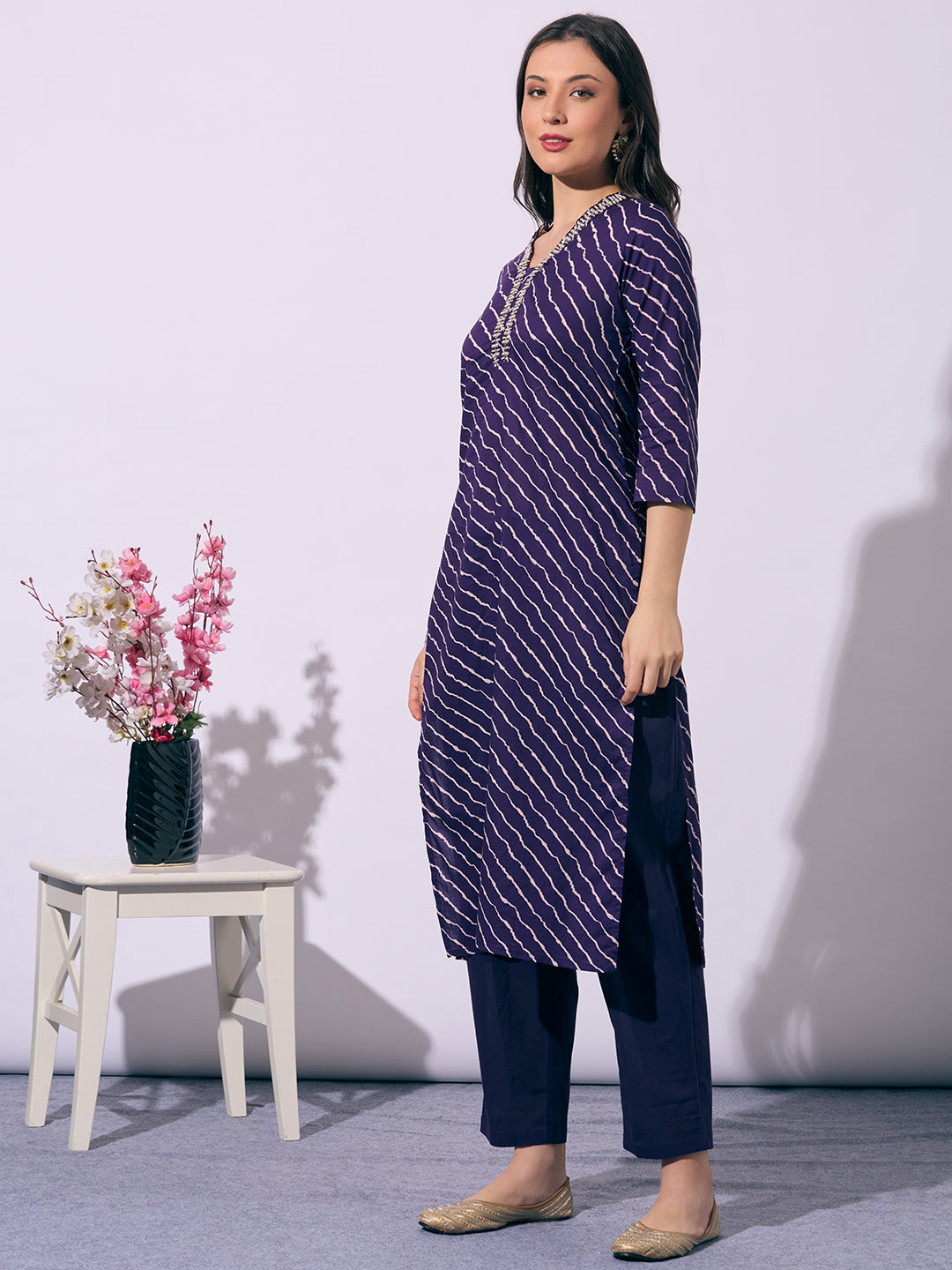 Leheriya Printed Embroidered Straight Fit Kurta with Pant - Purple