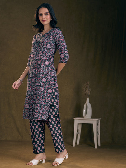 Ethnic Floral Printed & Embroidered Straight Fit Kurta with Pant - Black