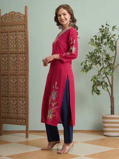 Solid Floral Threadwork Embroidered Straight Fit Kurta - Pink