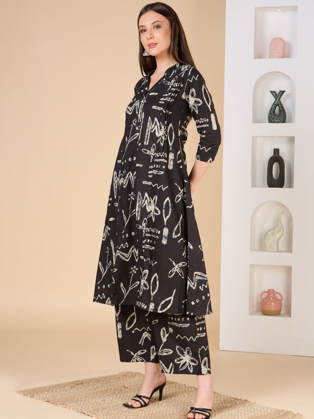 Abstract Printed A-Line Paneled Co-ord Set - Black