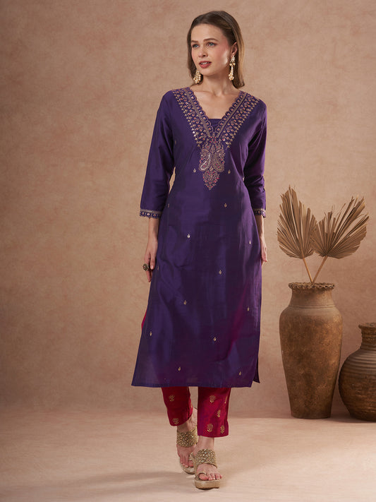 Solid Zari & Sequin Embroidered Straight Fit Kurta - Purple
