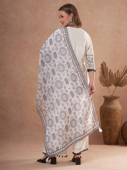 Ethnic Threadwork Embroidered Straight Fit Kurta with Palazzo and Dupatta - White