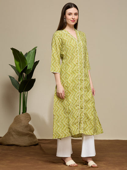 Ethnic Chevron Printed A-Line Paneled Kurta - Green