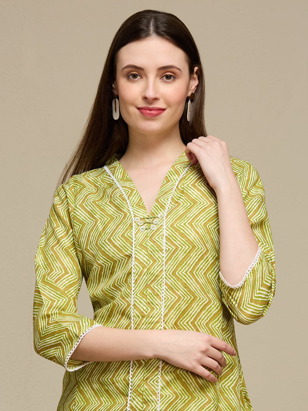 Ethnic Chevron Printed A-Line Paneled Kurta - Green