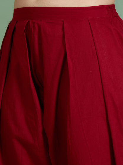 Solid Floral Threadwork Embroidered Straight Fit Kurta with Salwar and Dupatta - Maroon