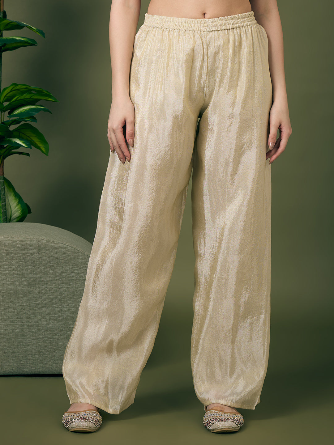 Solid Ethnic Floral Zari Embroidered Straight Fit Tissue Co-ord Set - Off White