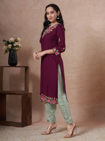 Solid Floral Embroidered Straight Fit Kurta - Wine
