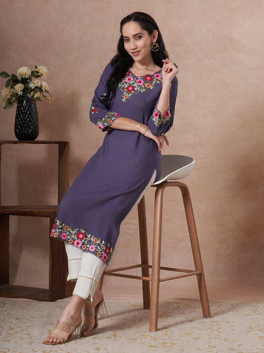 Solid Floral Embroidered Straight Fit Kurta - Lavender