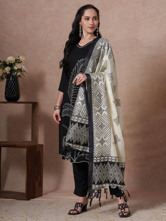 Solid Abstract Embroidered Straight Fit Kurta with Pant and Printed Dupatta - Black