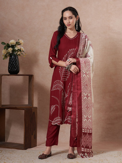 Solid Abstract Embroidered Straight Fit Kurta with Pant and Printed Dupatta - Maroon