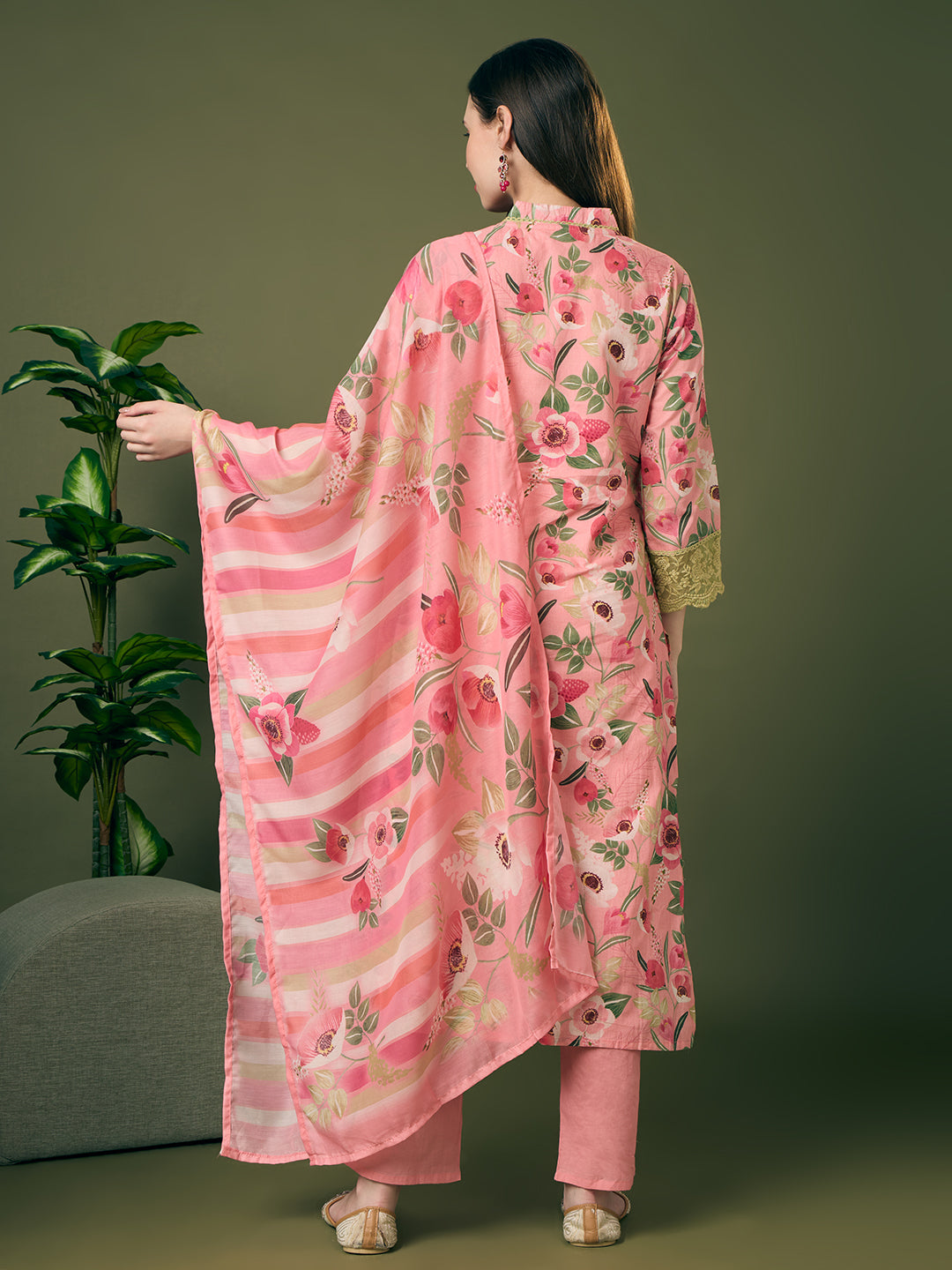 Abstract Floral Printed Schiffli Straight Kurta with Pant & Dupatta - Pink
