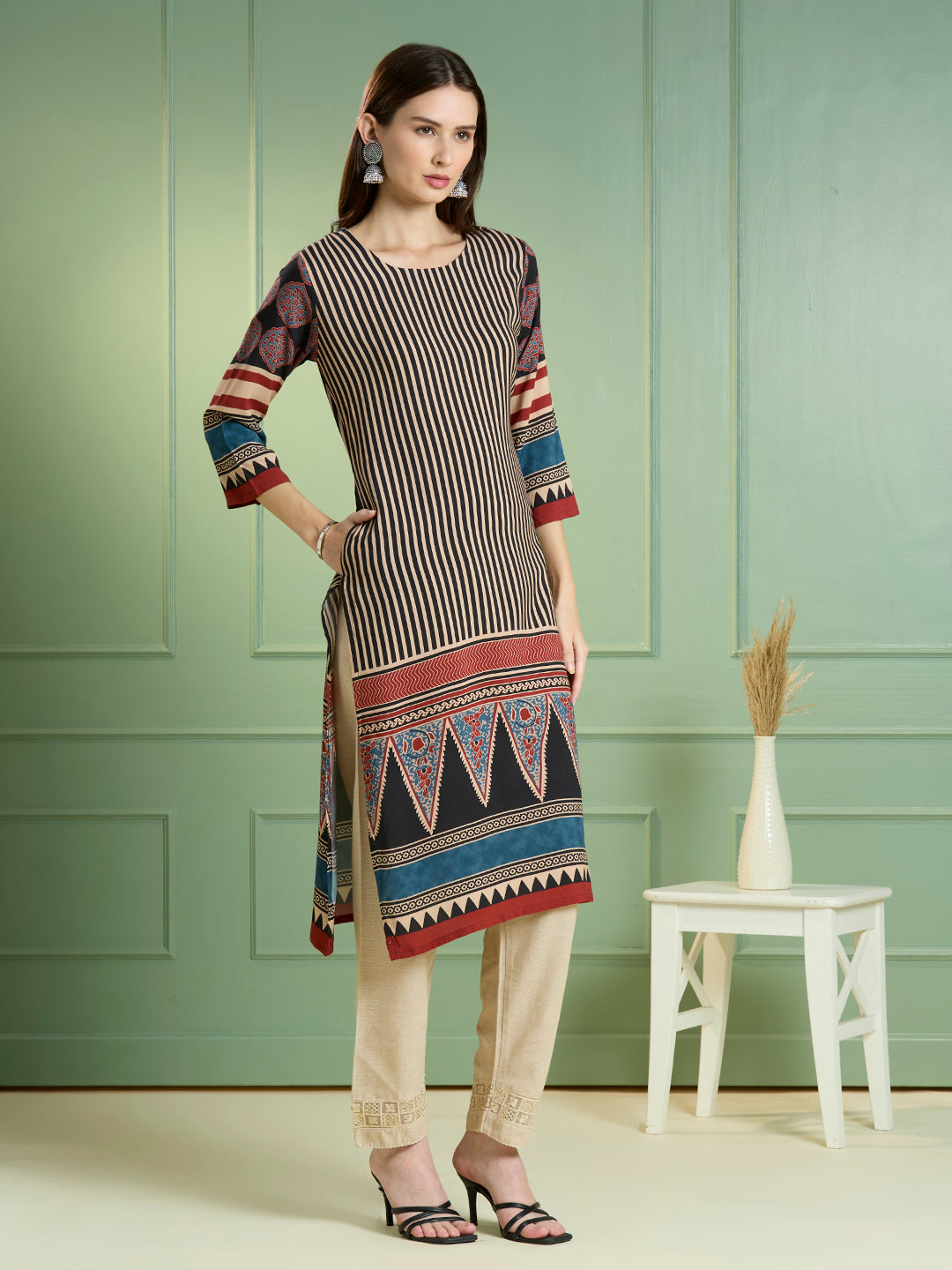 Ethnic Stripes Printed Straight Fit Kurta - Multi
