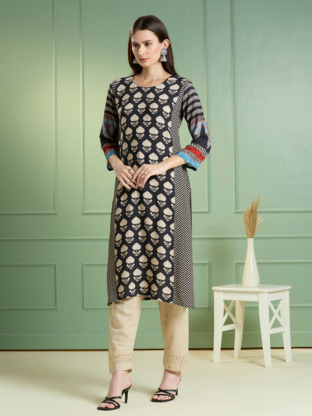 Ethnic Printed Straight Fit Kurta - Black