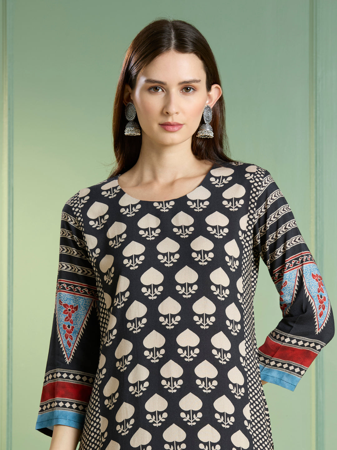 Ethnic Printed Straight Fit Kurta - Black
