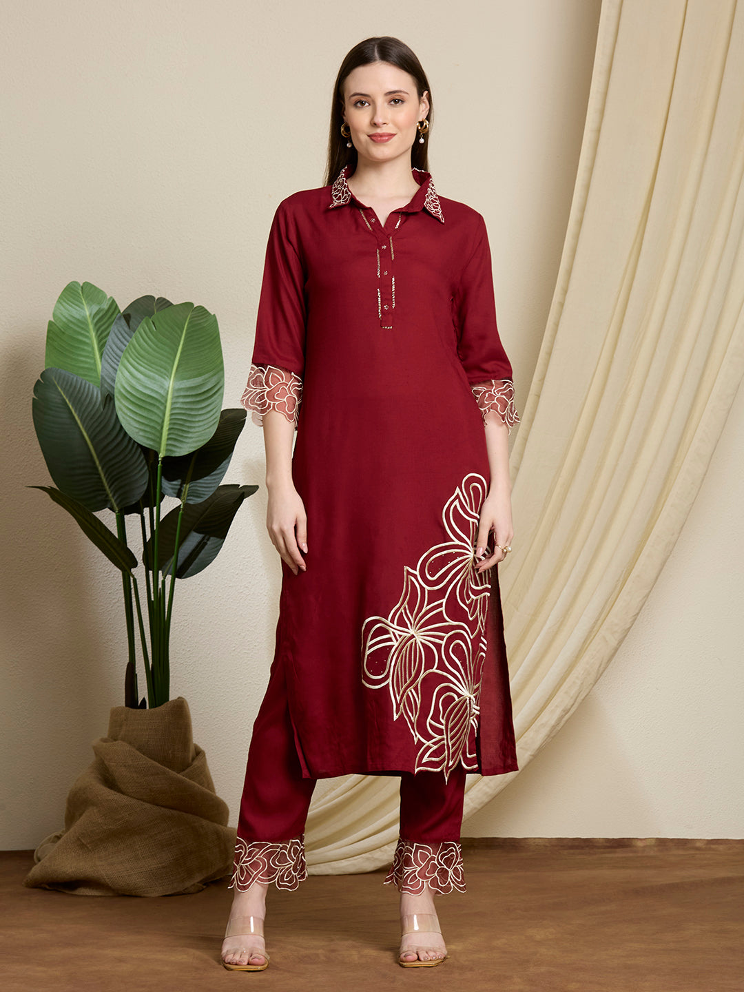 Solid Abstract Floral Threadwork Embroidered Straight Kurta with Pant - Maroon