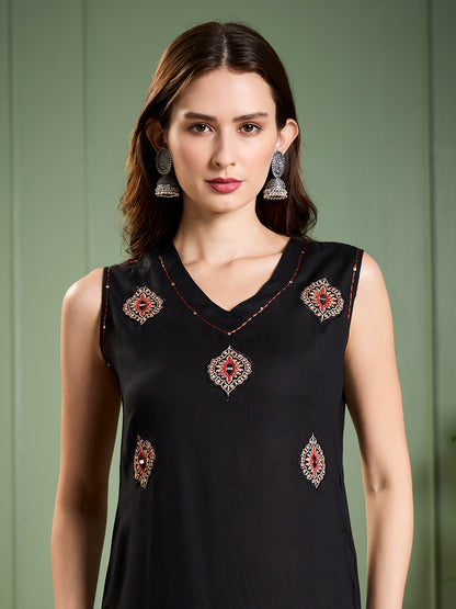 Solid Ethnic Kantha work Straight Kurta with Printed Palazzo - Black