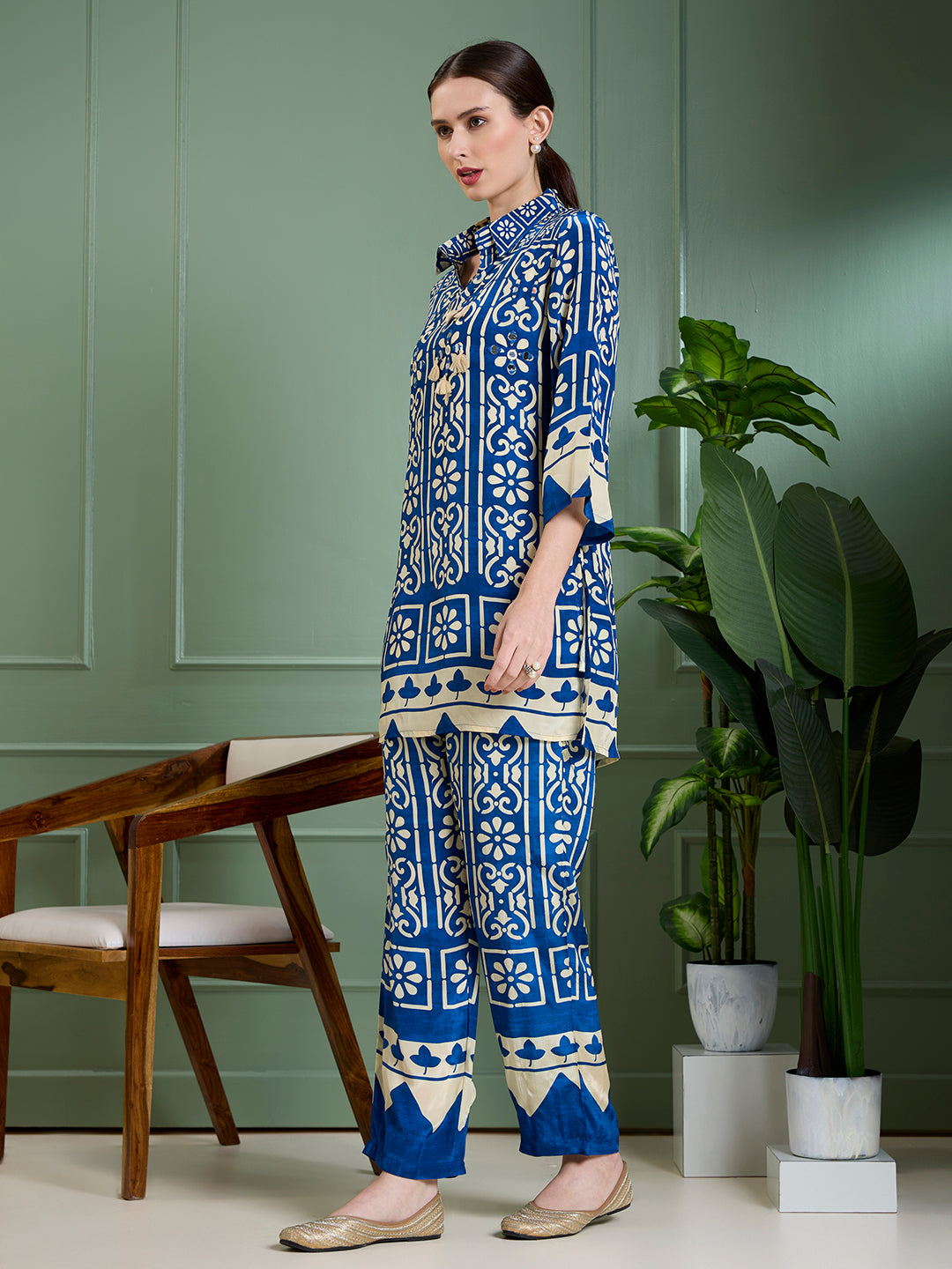 Ethnic Floral Printed Straight Fit Co-ord Set - Blue