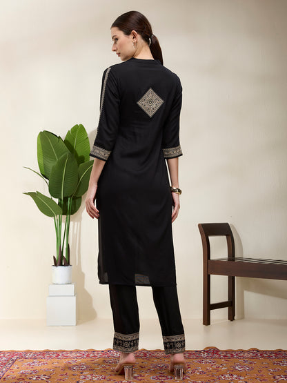 Solid Floral Threadwork Embroidered A-Line Kurta with Pant - Black