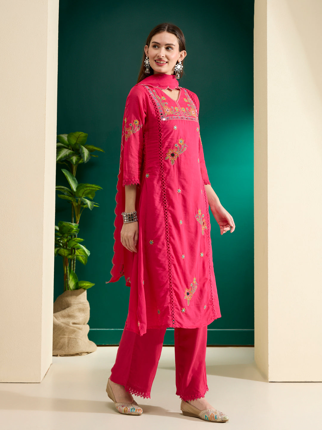Solid Floral Threadwork Embroidered Straight Kurta with Palazzo & Dupatta - Pink