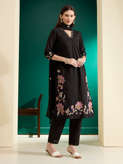Solid Floral Embroidered Straight Kurta with Pant & Dupatta - Black